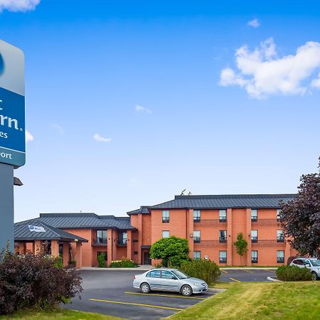 Best Western London Airport Inn & Suites Εξωτερικό φωτογραφία