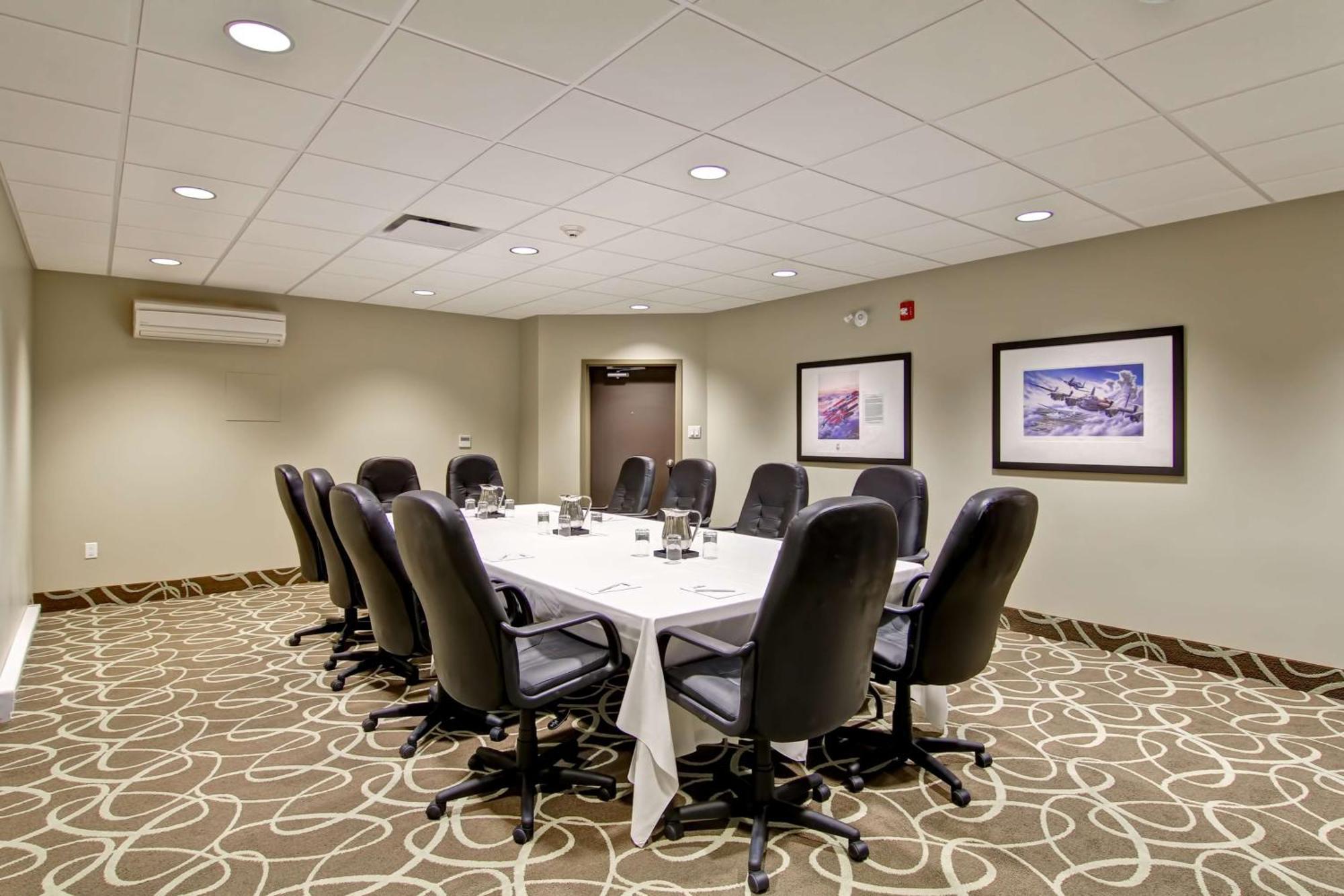 Best Western London Airport Inn & Suites Εξωτερικό φωτογραφία