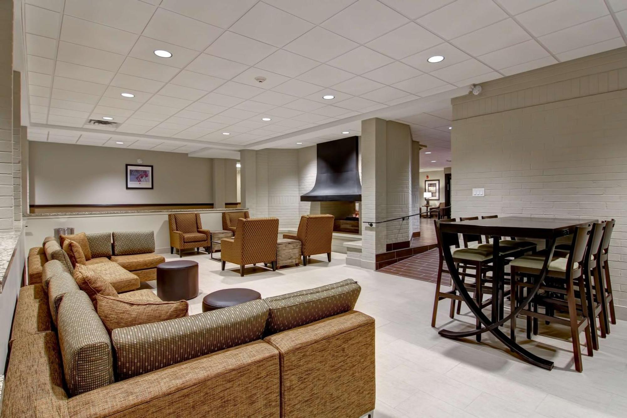 Best Western London Airport Inn & Suites Εξωτερικό φωτογραφία