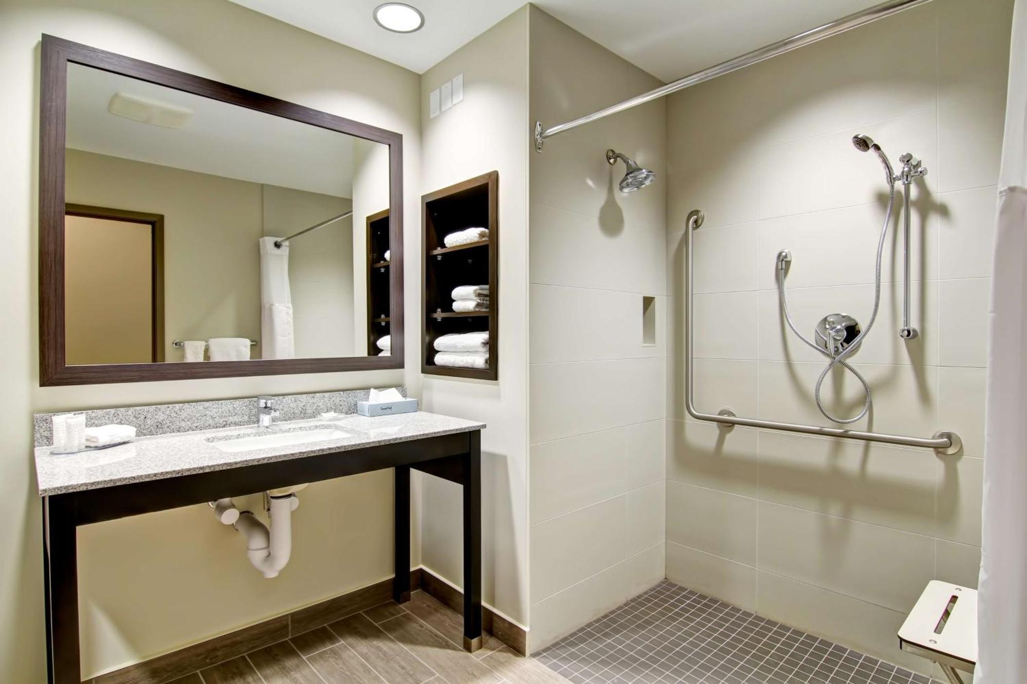 Best Western London Airport Inn & Suites Εξωτερικό φωτογραφία