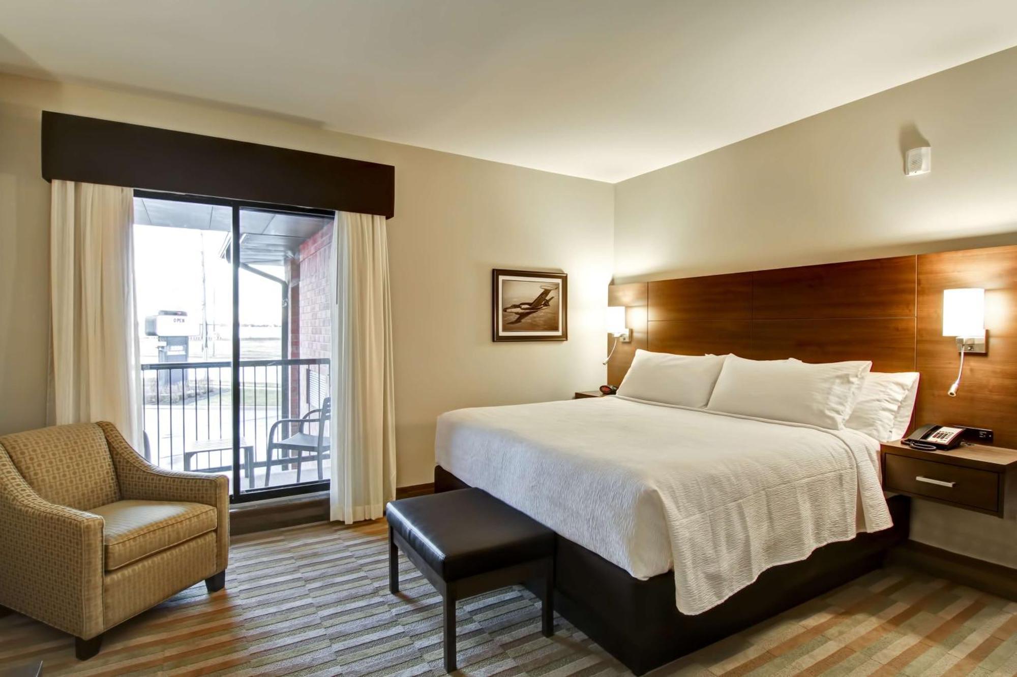 Best Western London Airport Inn & Suites Εξωτερικό φωτογραφία