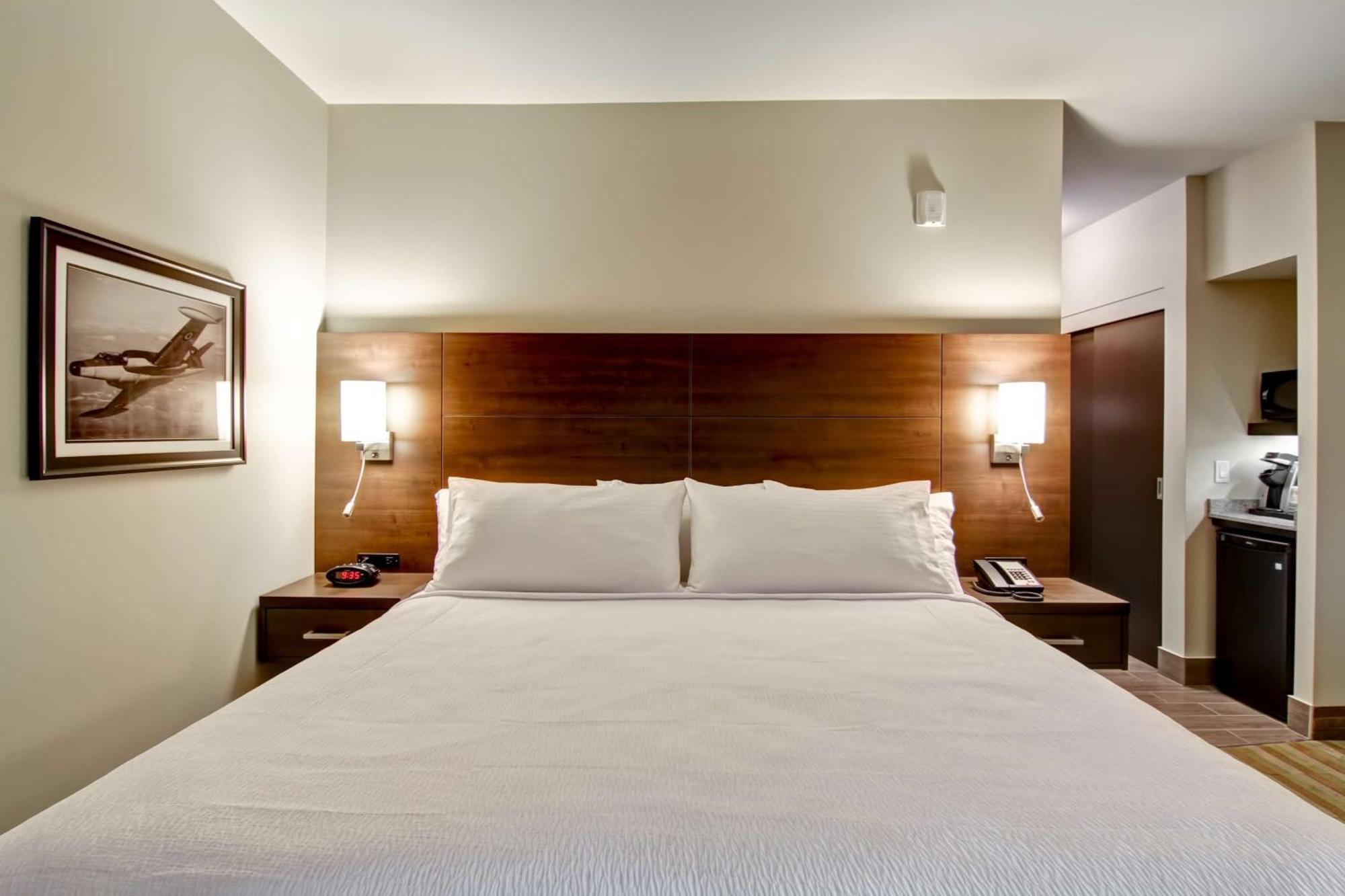 Best Western London Airport Inn & Suites Εξωτερικό φωτογραφία