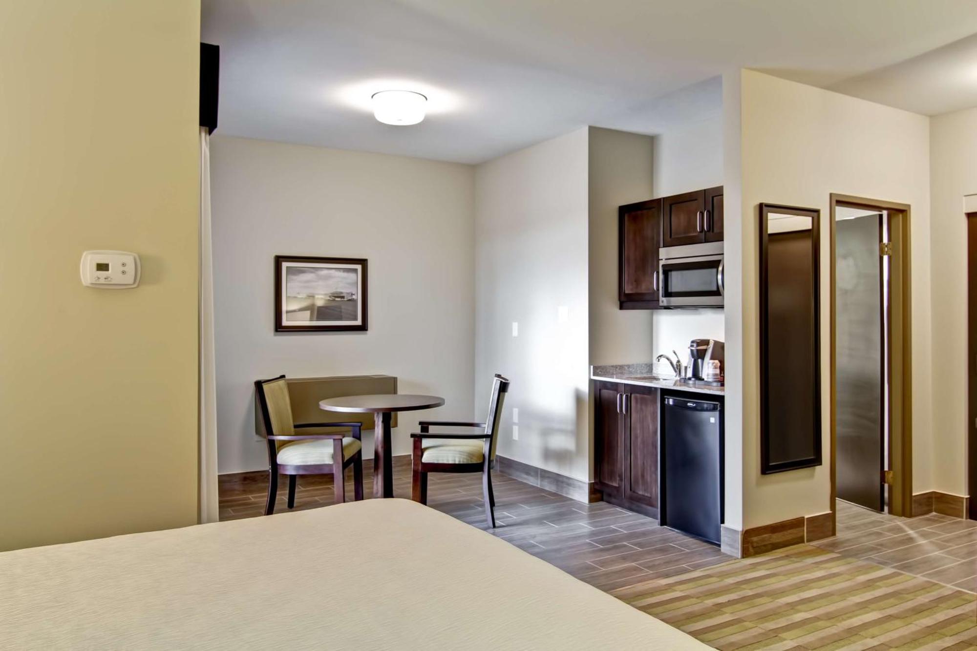 Best Western London Airport Inn & Suites Εξωτερικό φωτογραφία