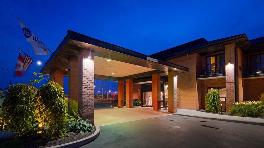 Best Western London Airport Inn & Suites Εξωτερικό φωτογραφία