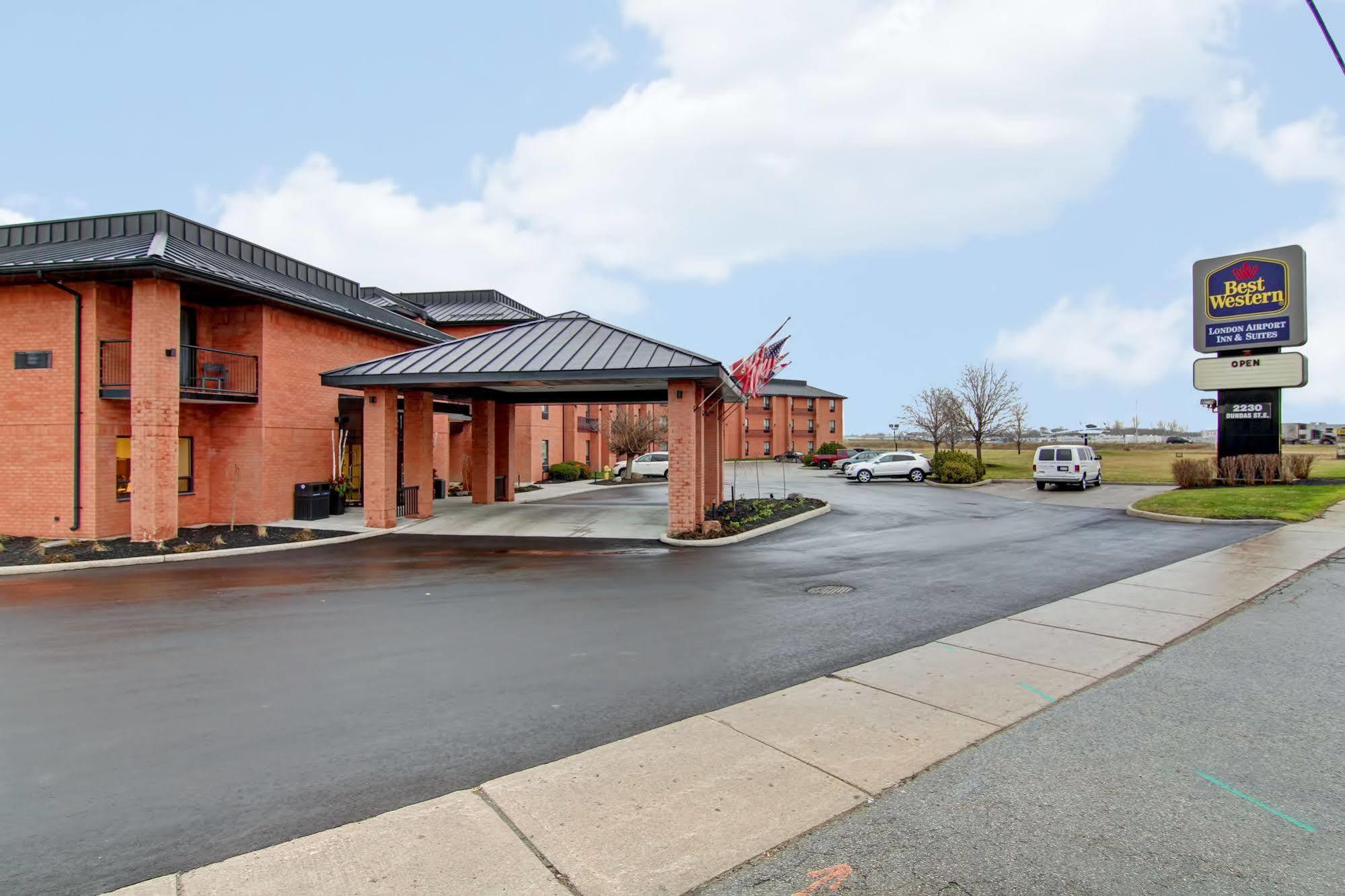 Best Western London Airport Inn & Suites Εξωτερικό φωτογραφία